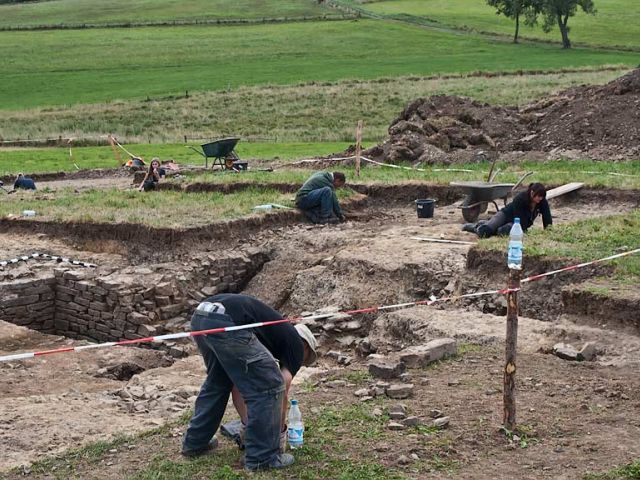 au_12_20150126_1236792975